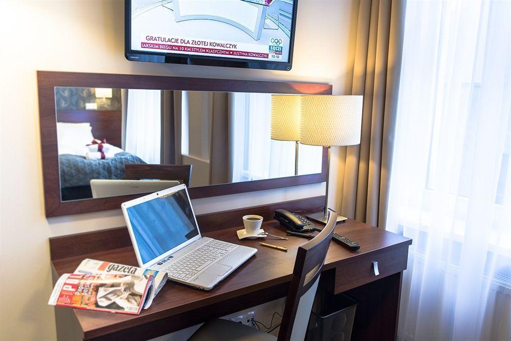 City Center Rooms Piotrkowska 91 Lodz  Ngoại thất bức ảnh
