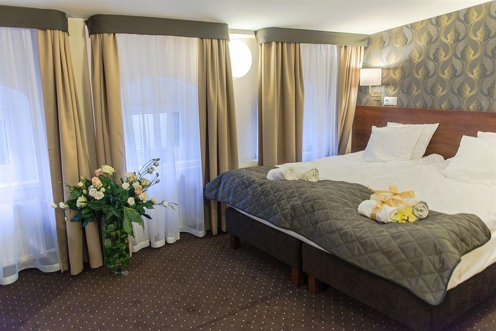 City Center Rooms Piotrkowska 91 Lodz  Ngoại thất bức ảnh